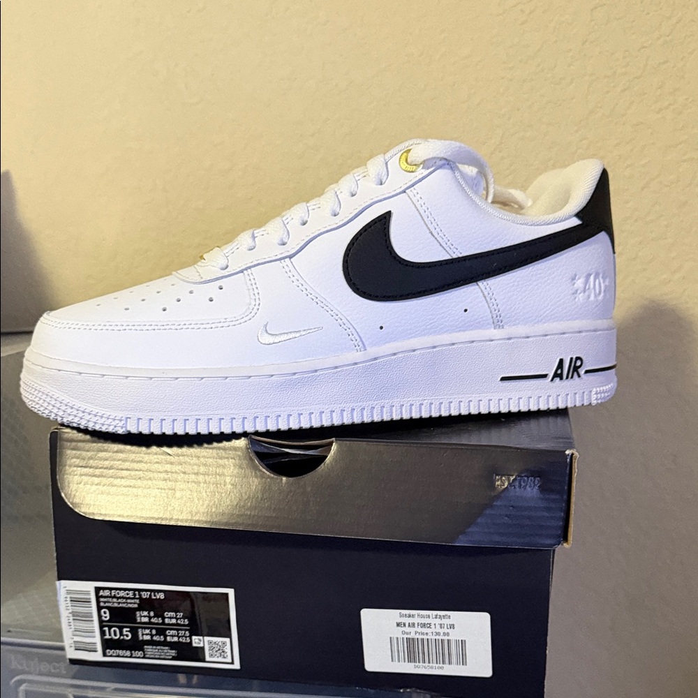 Nike Air Force 1 Low White Black Sneakers (Reasonable Offers Accepted) - Picture 5 of 7